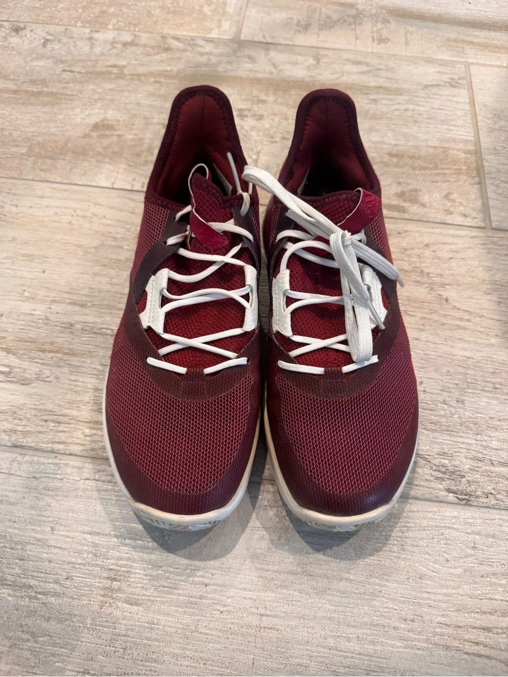 adidas breathable burgundy